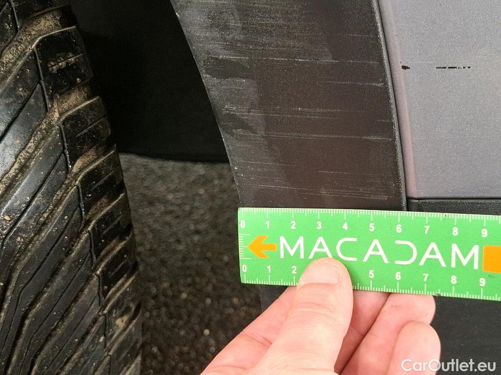  Peugeot  3008  II Allure 1.5 HDi 130CV BVM6 E6d #42