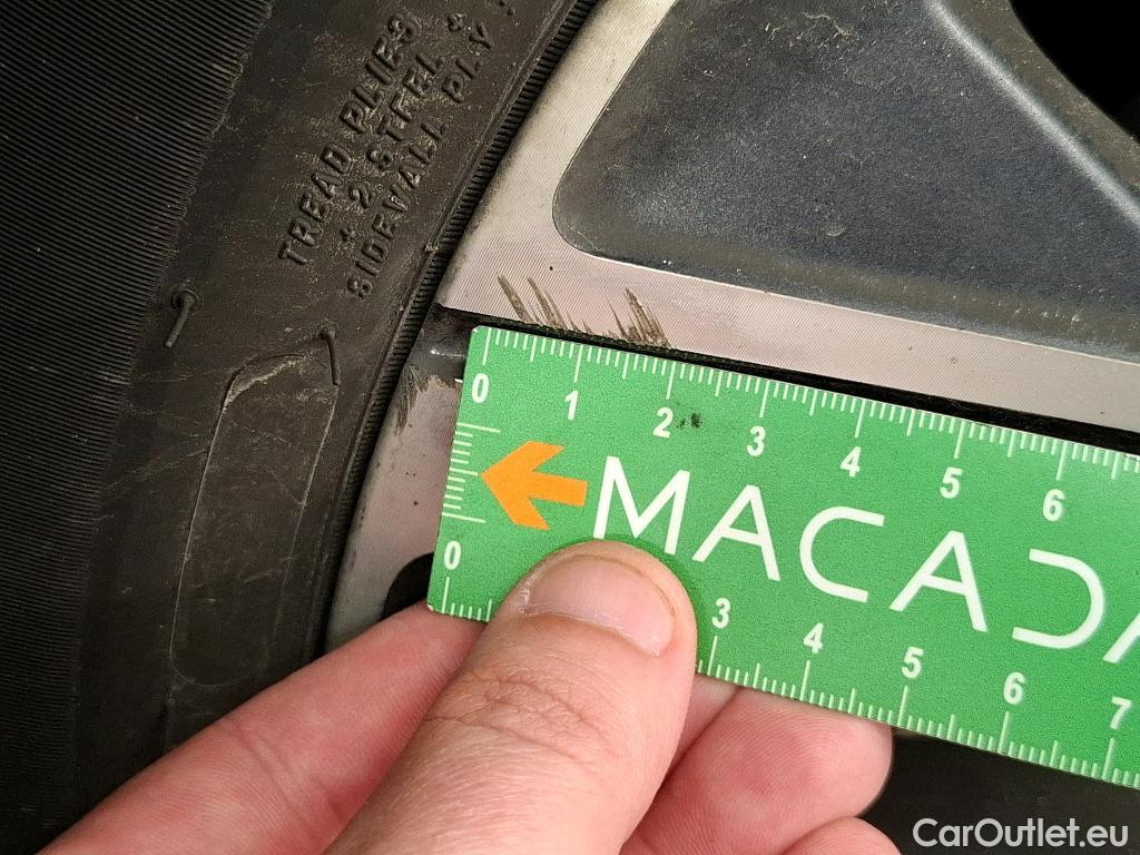  Peugeot  208  Allure Business 1.2 PureTech 100CV BVM6 E6d #111