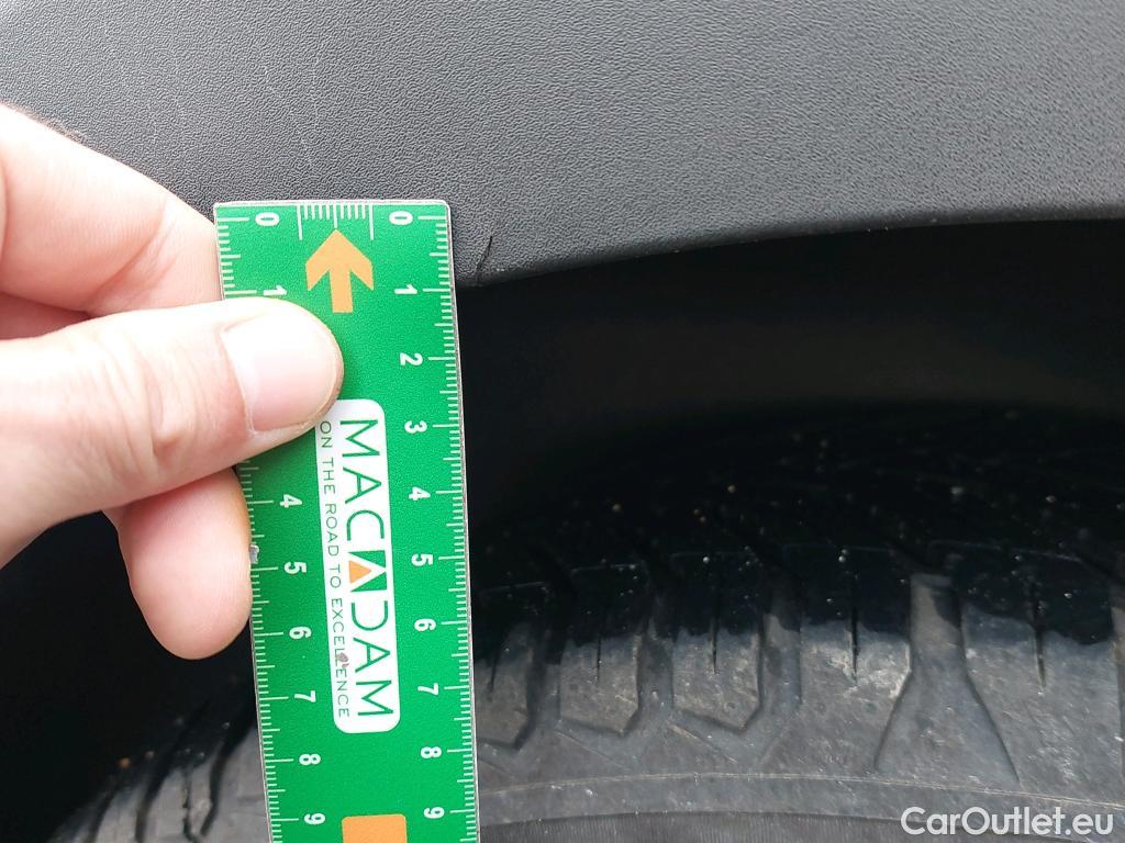  Peugeot  3008  Allure Pack 1.5 HDi 130CV BVM6 E6d #10