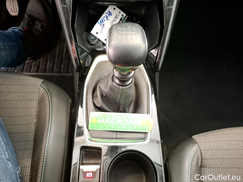  Peugeot  208  Allure Business 1.2 PureTech 100CV BVM6 E6d #127