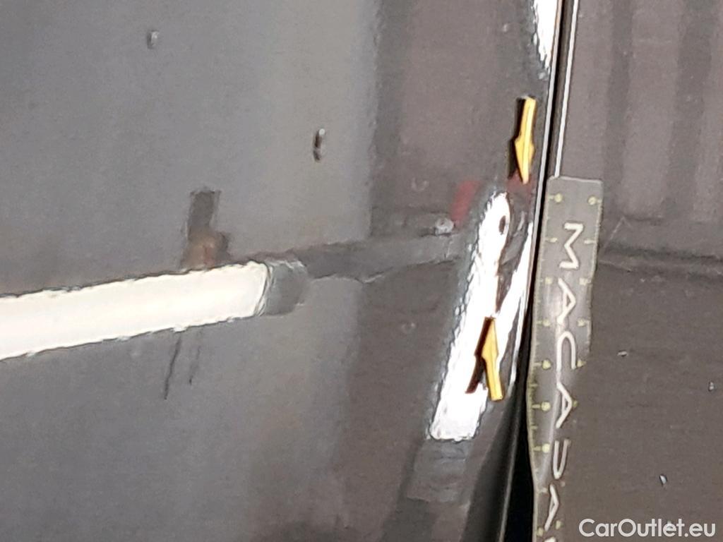  Peugeot  2008  Allure Business 1.5 HDi 110CV BVM6 E6d #9