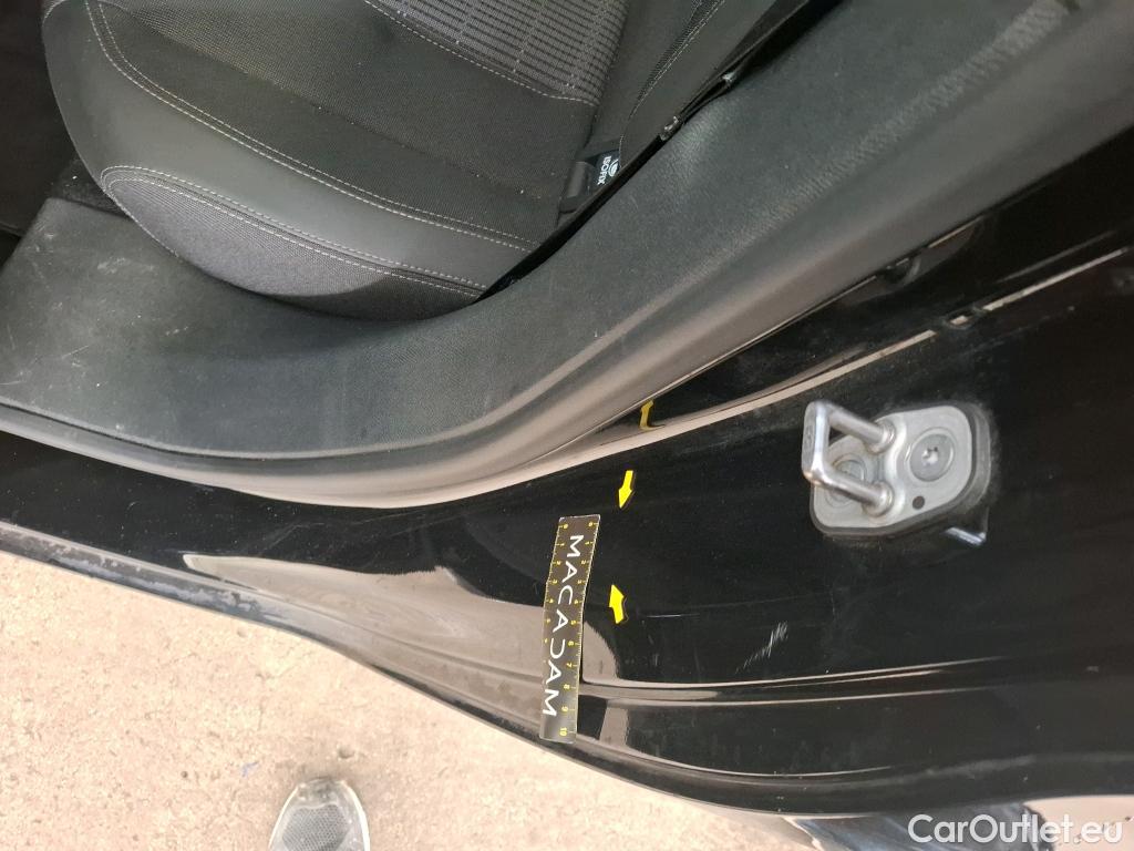  Peugeot  308  Allure 1.5 HDi 130CV BVM6 E6dT #51