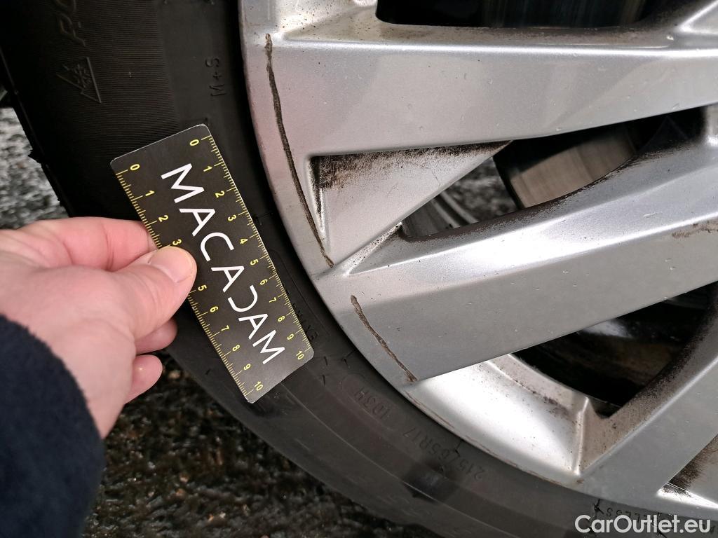  Peugeot  3008  II Active Pack 1.2 PureTech 130CV BVA8 E6d #34