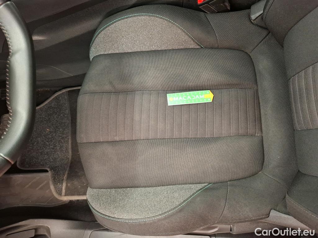  Peugeot  3008  II Active Pack 1.5 HDi 130CV BVA8 E6d #20