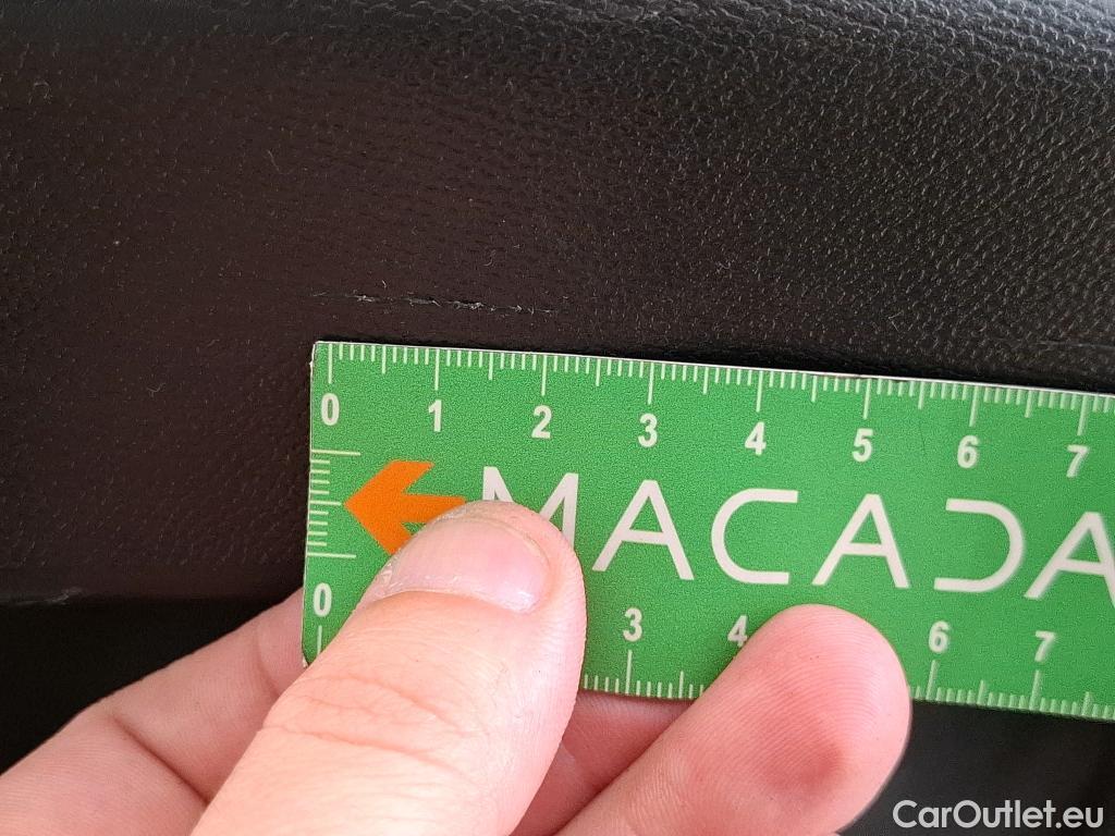  Peugeot  208  Allure Business 1.2 PureTech 100CV BVM6 E6d #74