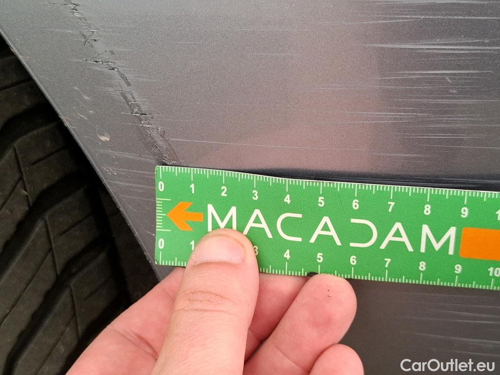  Peugeot  208  Allure Business 1.2 PureTech 100CV BVM6 E6d #17