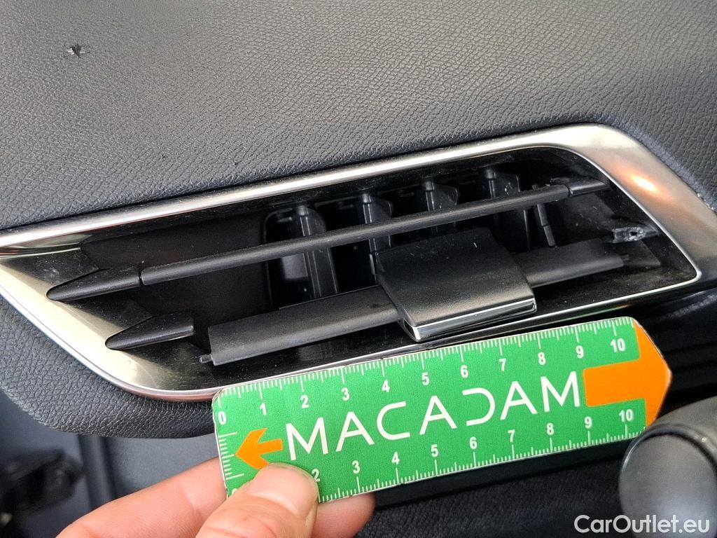  Peugeot  3008  Active Business 1.2 PureTech 130CV BVA8 E6d #2