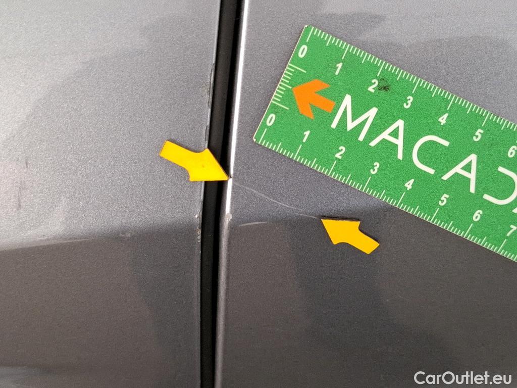  Peugeot  208  Allure Business 1.2 PureTech 100CV BVM6 E6d #104