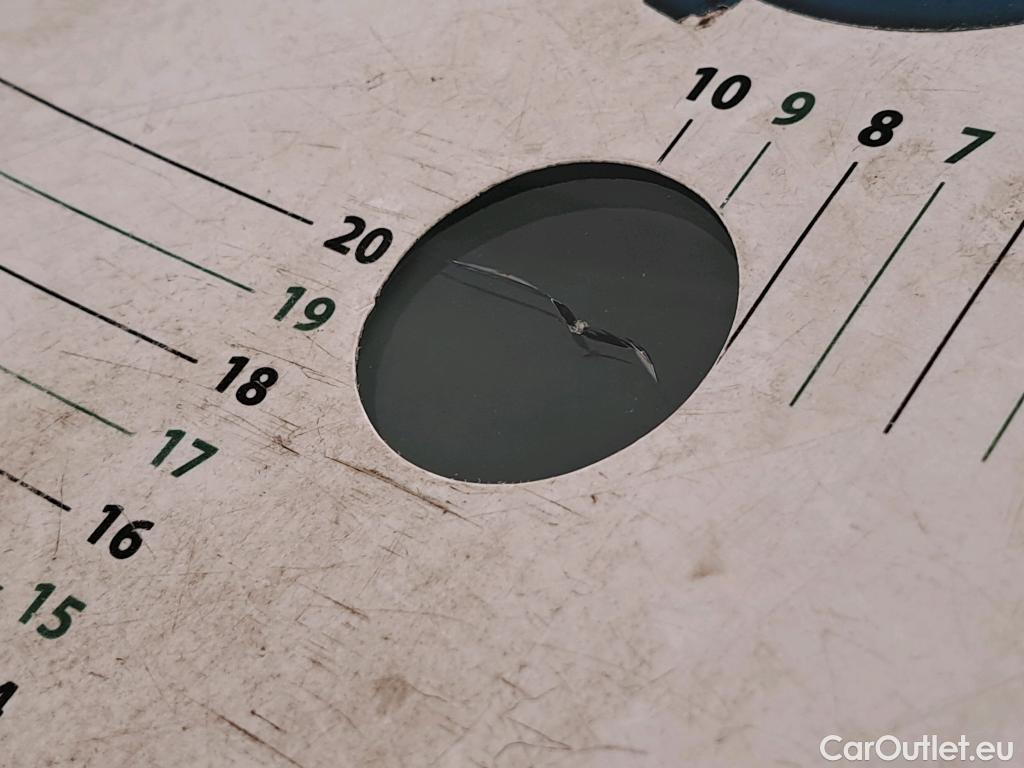  Peugeot  2008  Allure Business 1.5 HDi 110CV BVM6 E6d #2