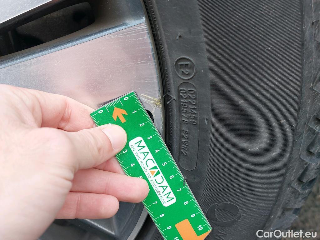  Peugeot  3008  Allure Pack 1.5 HDi 130CV BVM6 E6d #31