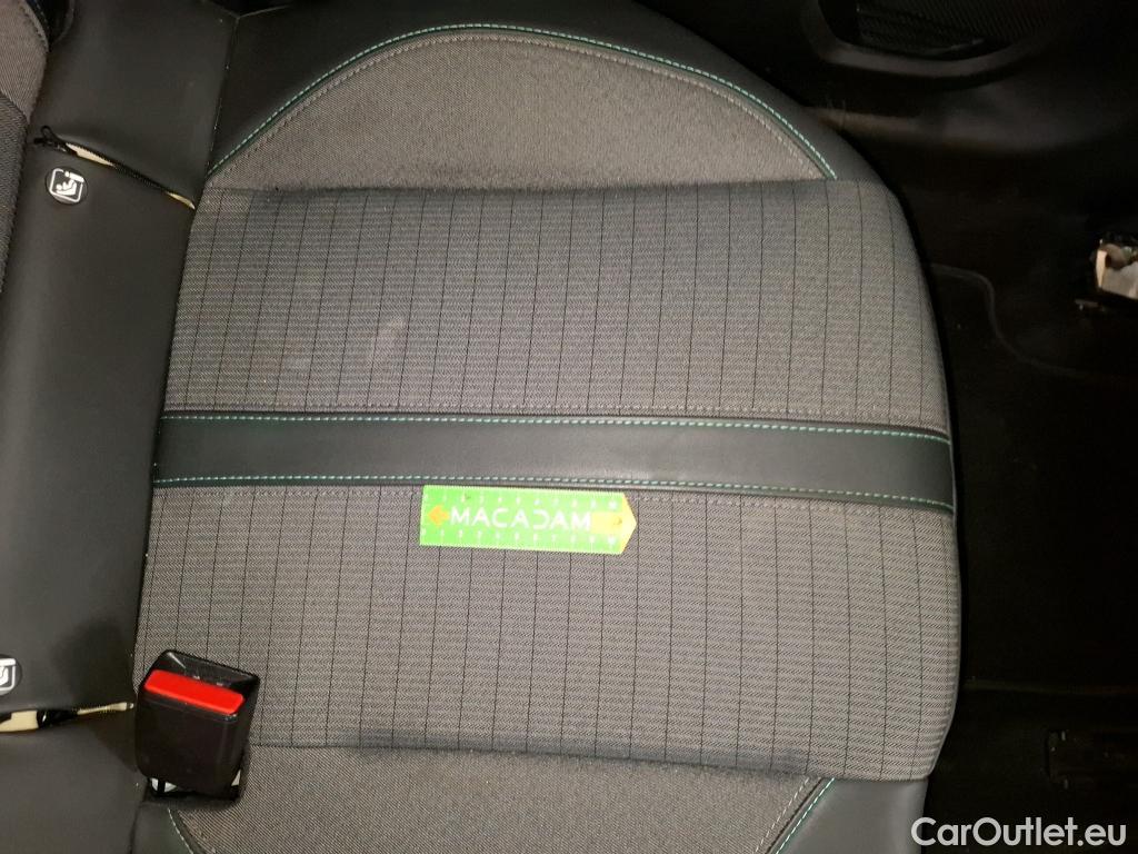  Peugeot  208  Allure Business 1.2 PureTech 100CV BVM6 E6d #93