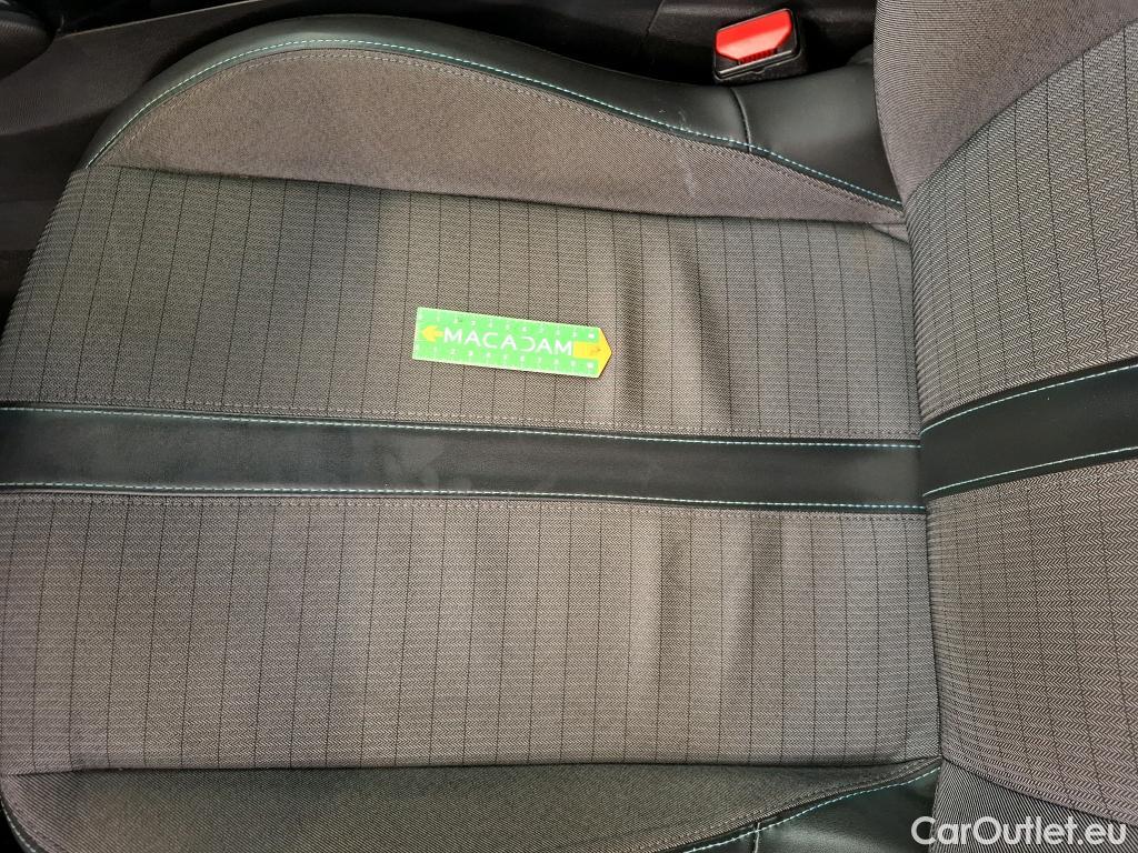  Peugeot  208  Allure Business 1.2 PureTech 100CV BVM6 E6d #87