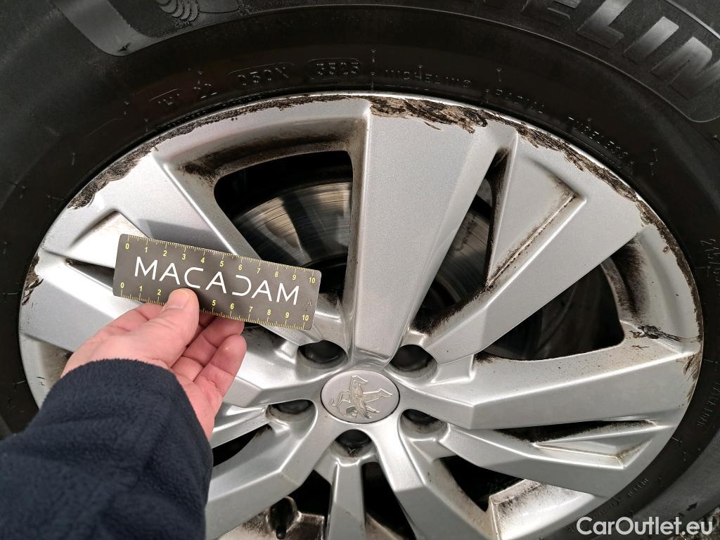  Peugeot  3008  II Active Pack 1.2 PureTech 130CV BVA8 E6d #31