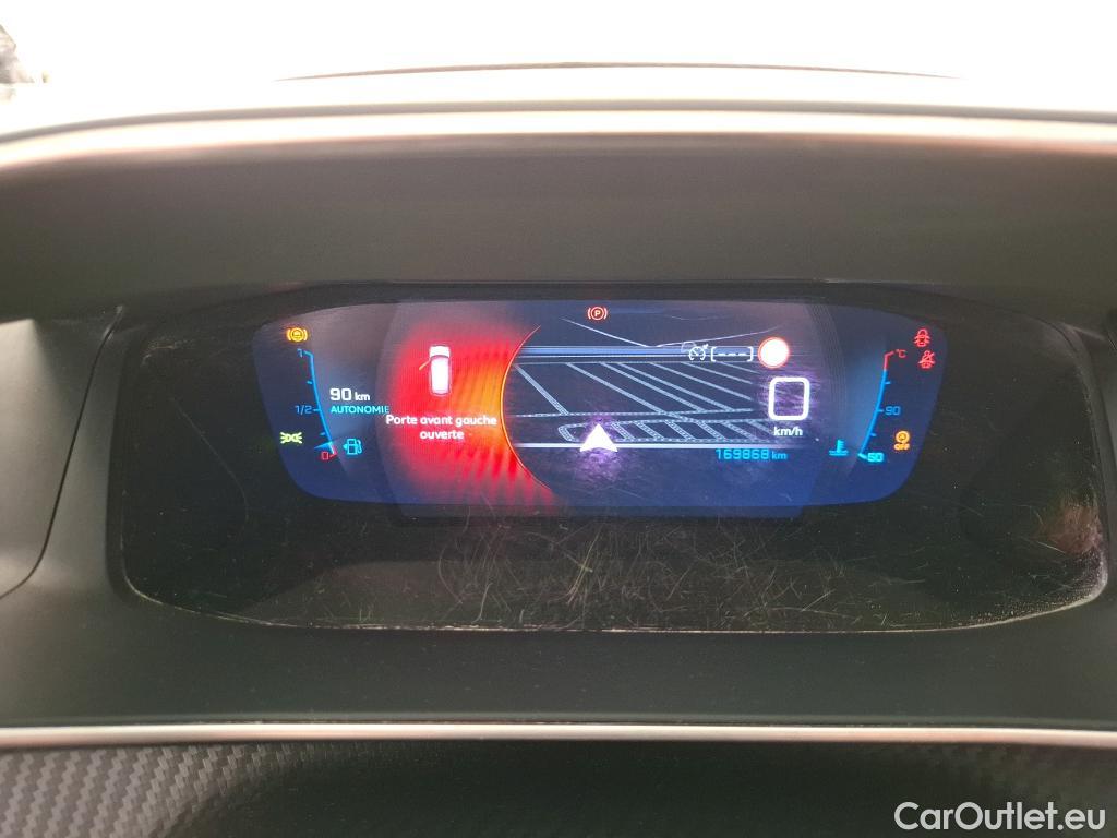  Peugeot  208  Allure Business 1.2 PureTech 100CV BVM6 E6d #66