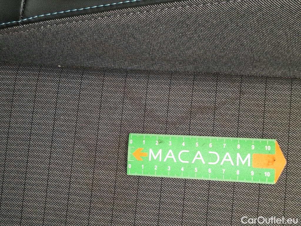  Peugeot  208  Allure Business 1.2 PureTech 100CV BVM6 E6d #90