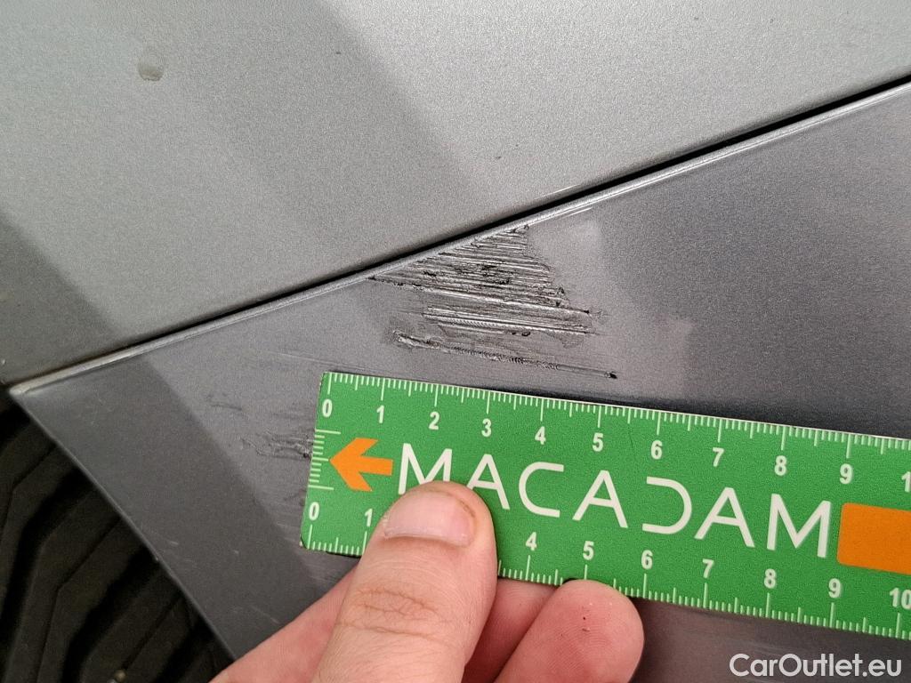  Peugeot  208  Allure Business 1.2 PureTech 100CV BVM6 E6d #16