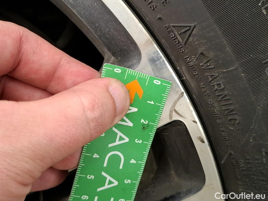  Peugeot  208  Allure Business 1.2 PureTech 100CV BVM6 E6d #116