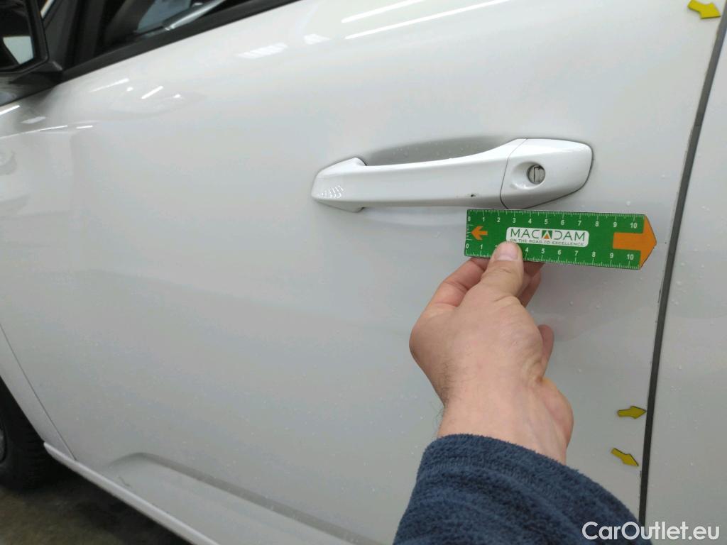  Peugeot  308 PEUGEOT  SW / 2021 / 5P / Break BlueHDi 130 ACTIVE PACK #22