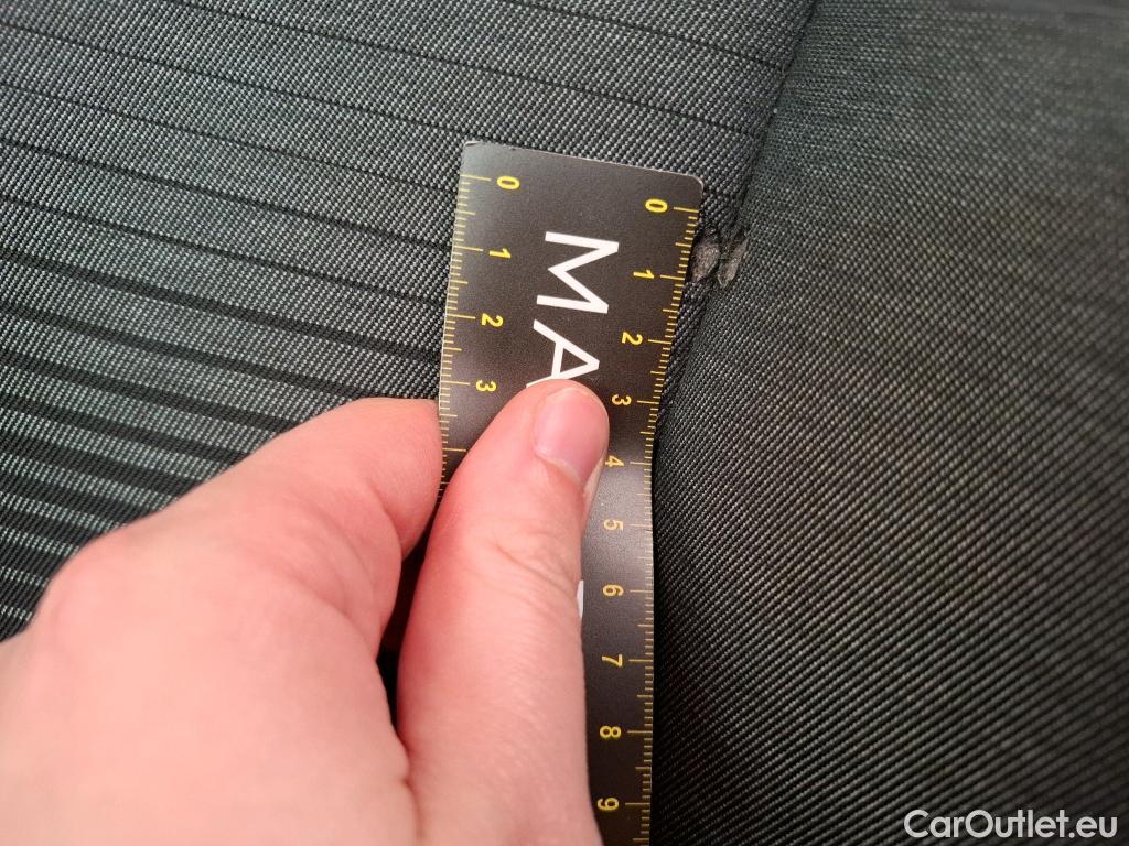  Renault  Captur  II Business 1.5 dCi 115CV BVA7 E6dT #2