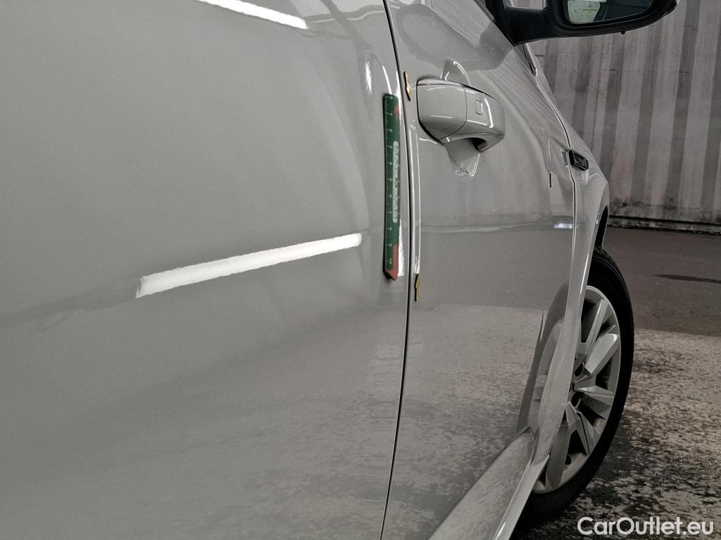  Renault  Megane RENAULT Mégane Berline / 2020 / 5P / Berline Business TCe 115 FAP -21B #4