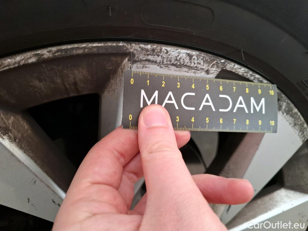  Renault  Captur  II Business 1.5 dCi 115CV BVA7 E6dT #28