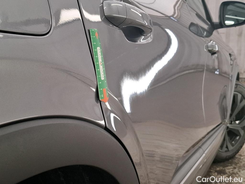  Renault  Arkana RENAULT  / 2021 / 5P / SUV R.S. Line TCe 160 EDC FAP - 21B #3