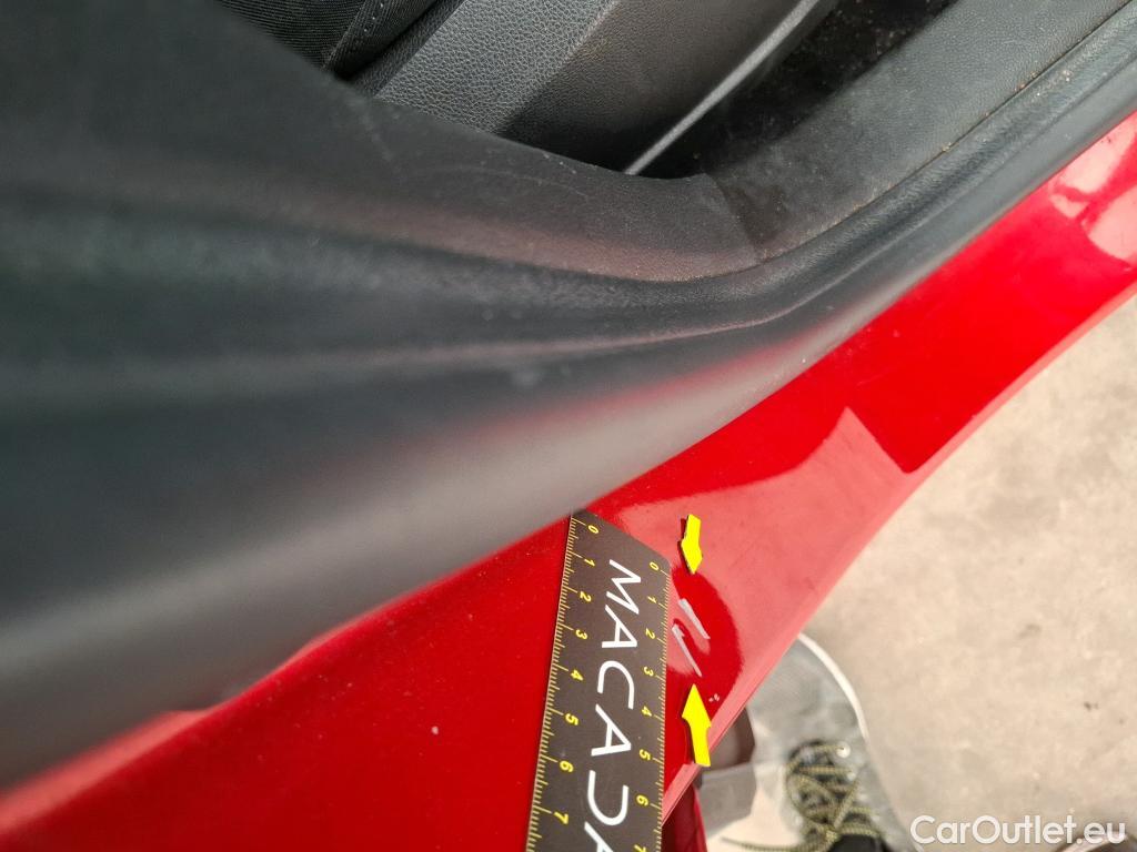  Renault  Captur  II Business 1.5 dCi 115CV BVA7 E6dT #23