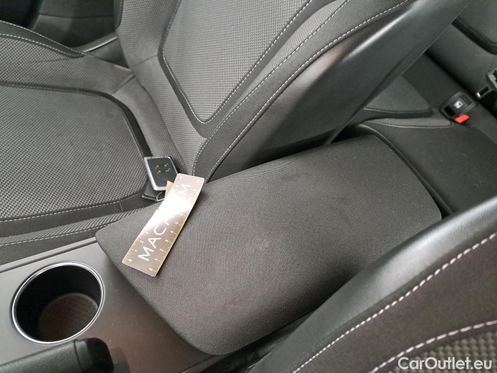  Renault  Megane  IV Berline 5 ptes. Evolution 1.5 dCi 115CV BVA7 E6d #23