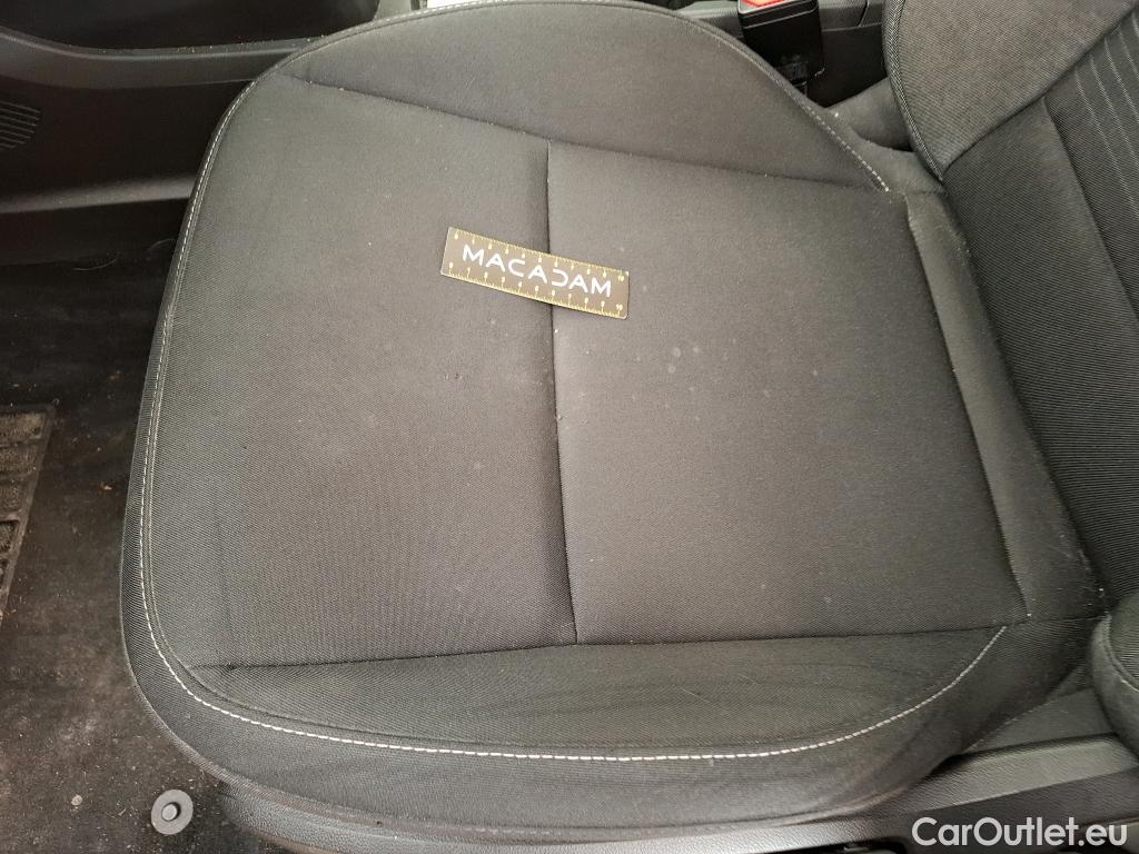  Renault  Captur  II Business 1.5 dCi 115CV BVA7 E6dT #4