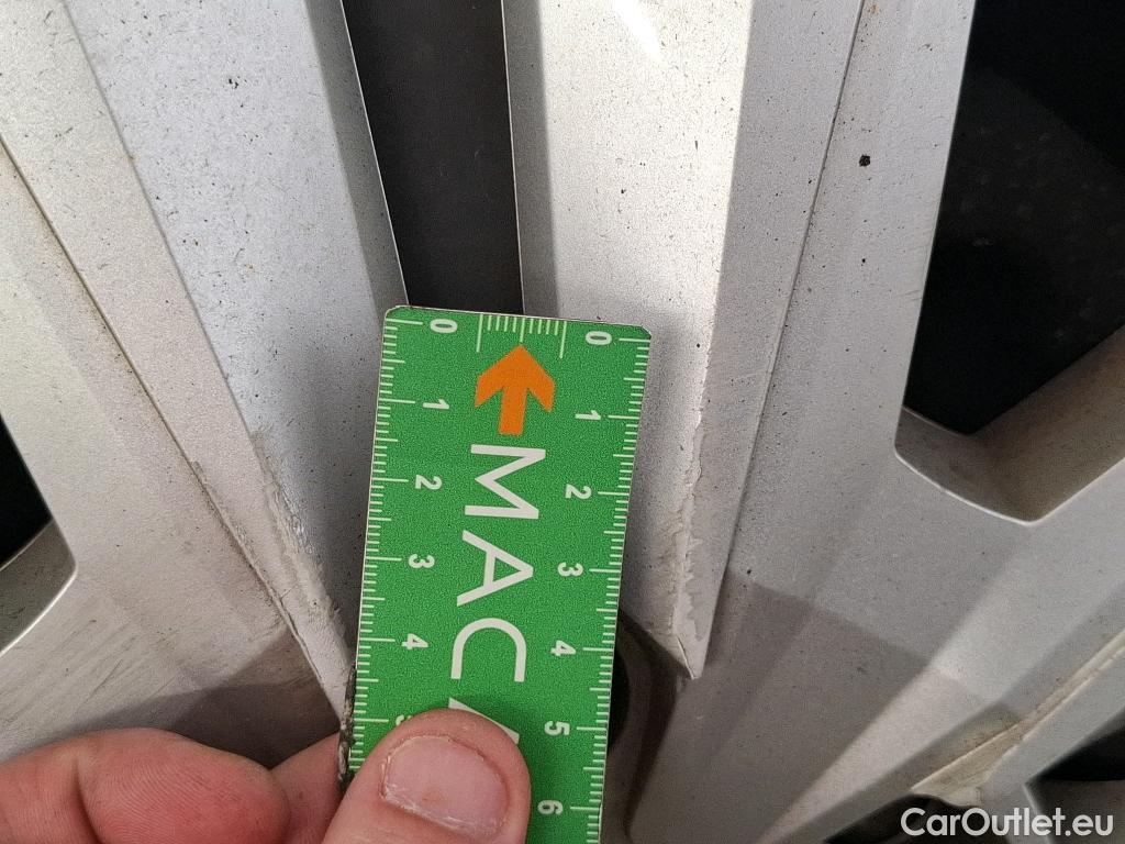  Renault  Megane  IV Estate Business 1.5 dCi 115CV BVM6 E6d #111