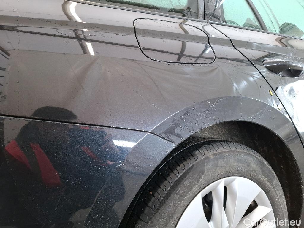  Skoda  Octavia SKODA  Combi / 2020 / 5P / Break 2.0 TDI 150 DSG7 Business #21