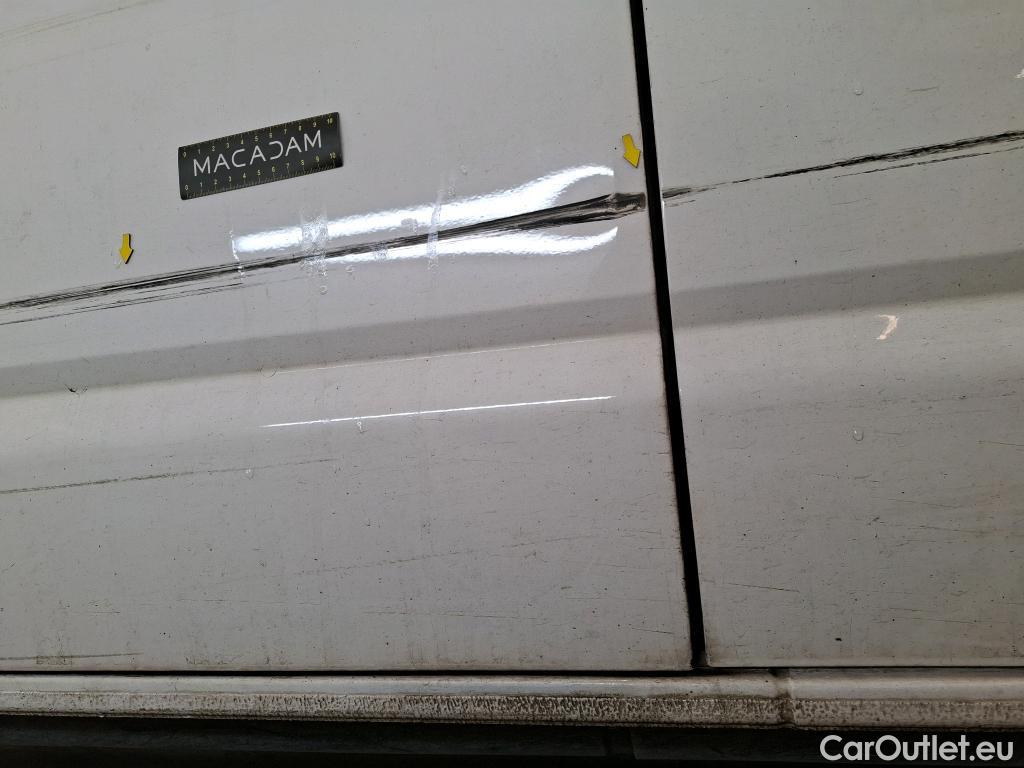  Volkswagen  Transporter VOLKSWAGEN  VU 4p Fourgon 2.0 TDi 110 L2H1 Busi Line Plu #26