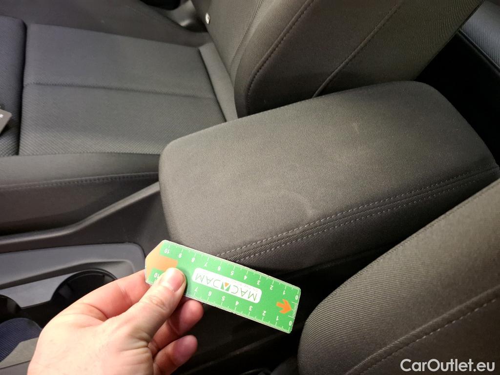  Audi  Q4 E-Tron  45 e-tron Executive quattro 82kWh BVA #8