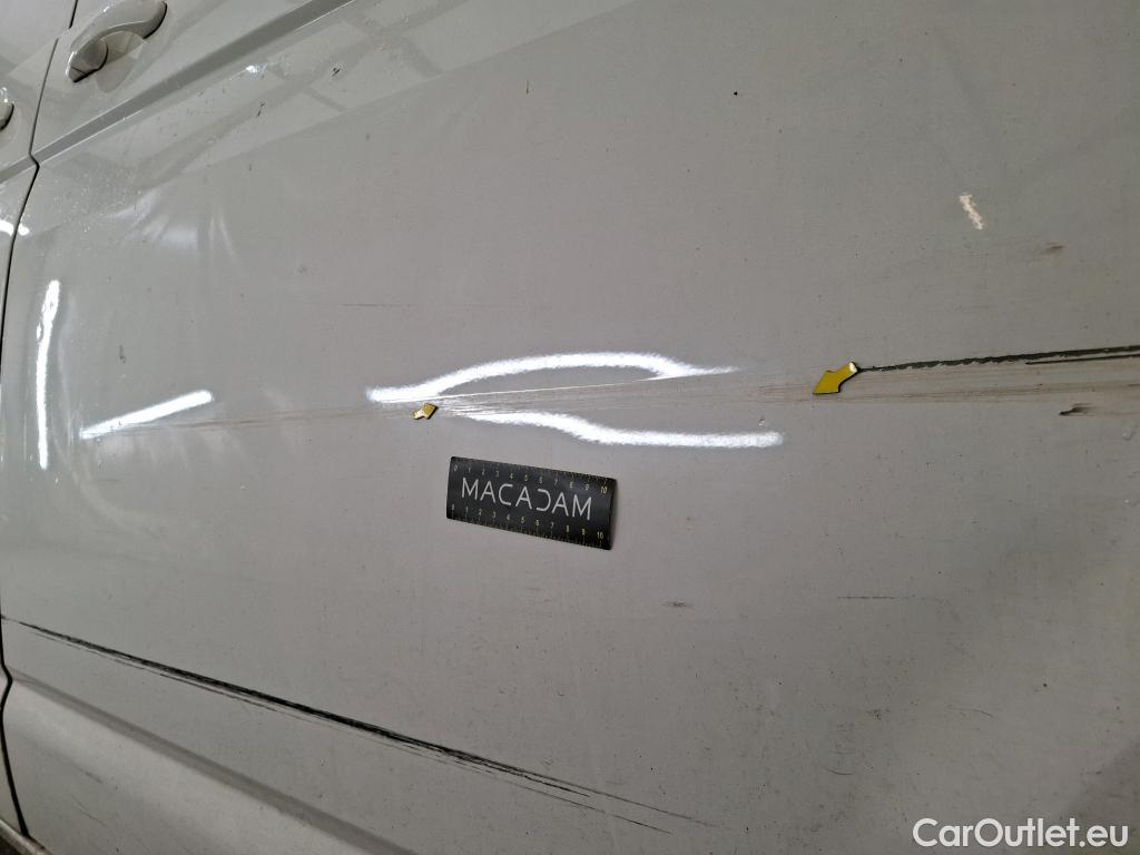  Volkswagen  Transporter VOLKSWAGEN  VU 4p Fourgon 2.0 TDi 110 L2H1 Busi Line Plu #34