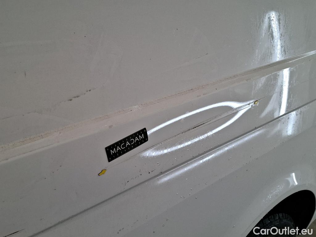  Volkswagen  Transporter VOLKSWAGEN  VU 4p Fourgon 2.0 TDi 110 L2H1 Busi Line Plu #4