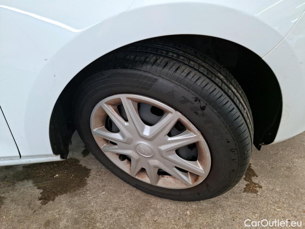  Ford  Fiesta  Cool&Connect 1.1 75CV BVM5 E6dT #32