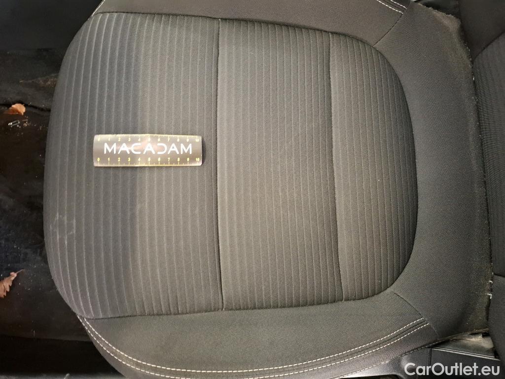  Ford  Kuga FORD  / 2019 / 5P / SUV 2.5 190 hybrid Flexifuel Pshift Titanium #7