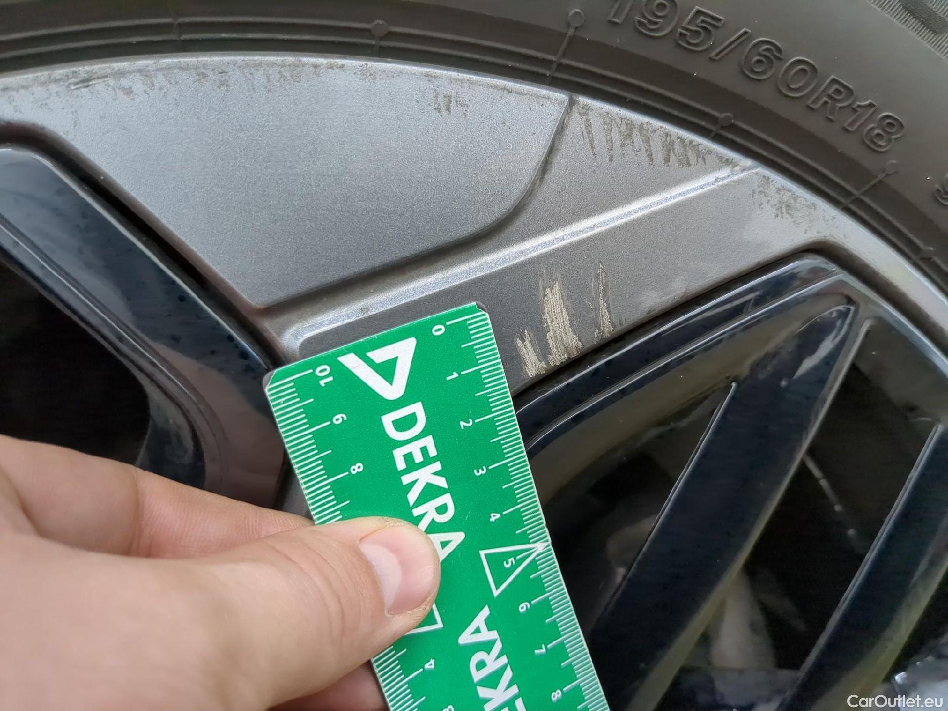  Citroen  C4  X Feel Pack 1.2 PureTech 130CV BVA8 6E #2