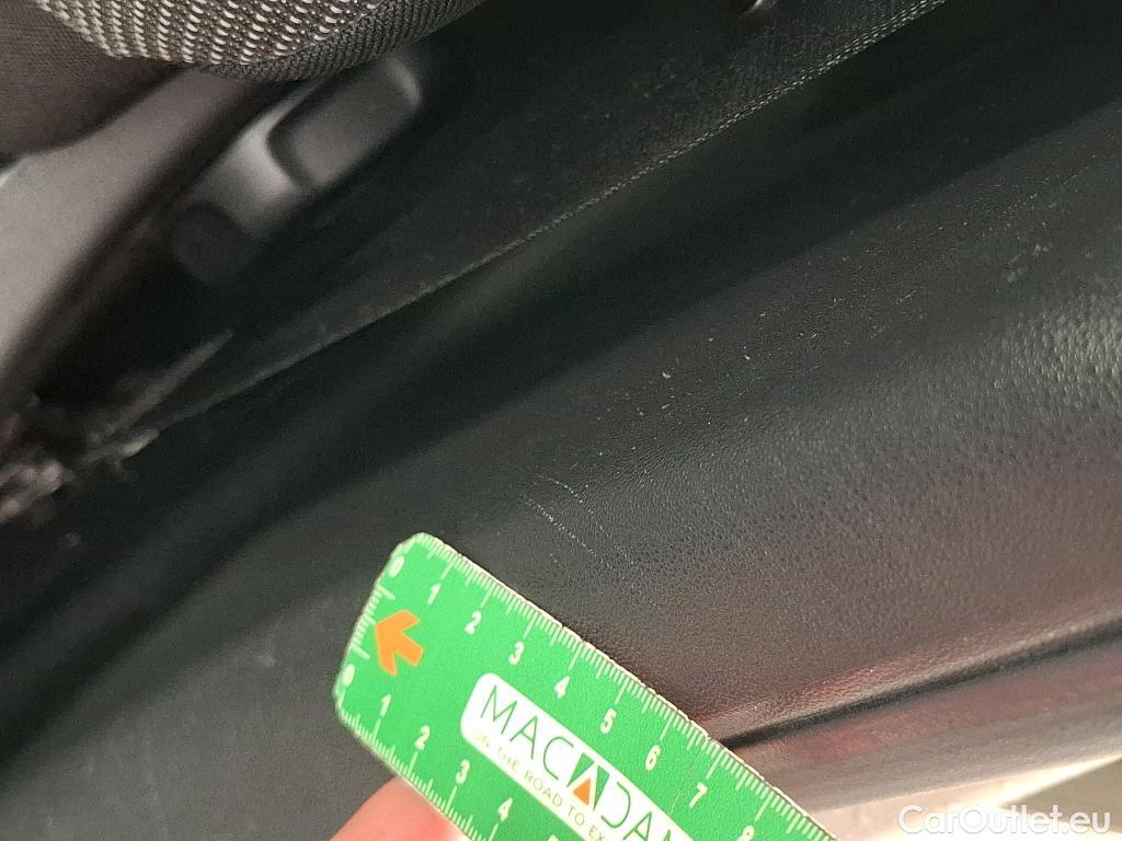  Citroen  C3  Max 1.2 PureTech 80CV BVM5 6E #2