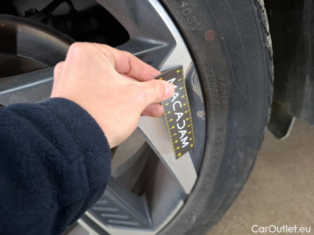  Hyundai  Tucson HYUNDAI  / 2020 / 5P / SUV 1.6 PHEV 265 HTRAC CREATIVE 4WD AUTO #37