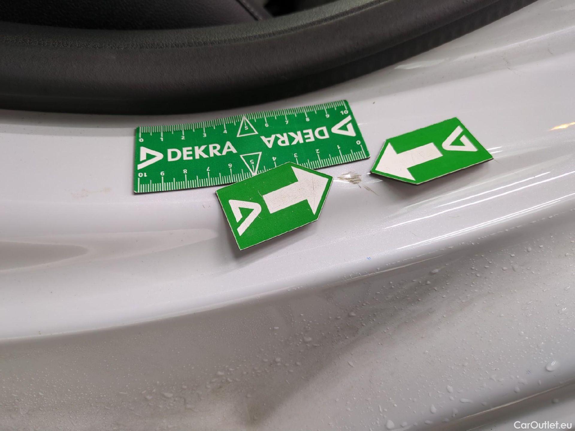  Mercedes  A-Klasse MERCEDES-BENZ Classe A Compact / 2018 / 5P / Berline A 180 Business Line 7G-DCT #1