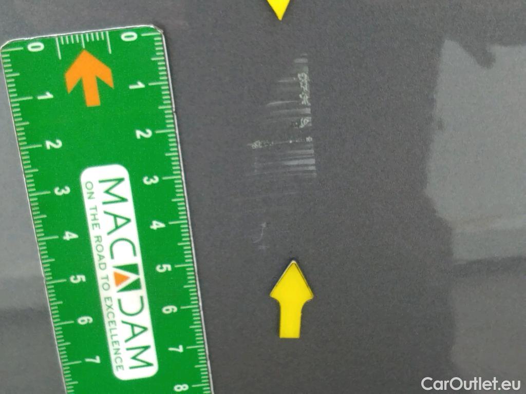  Mercedes  A-Klasse MERCEDES-BENZ Classe A Berline / 2018 / 4P / Berline A 250 e Business Line 8G-DCT #4