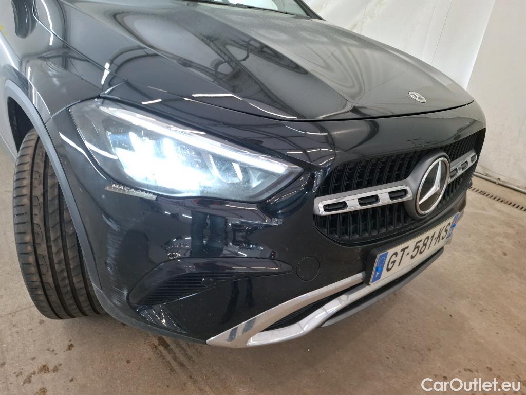  Mercedes  GLA MERCEDES-BENZ  / 2023 / 5P / SUV  250 e Business Line DCT #1