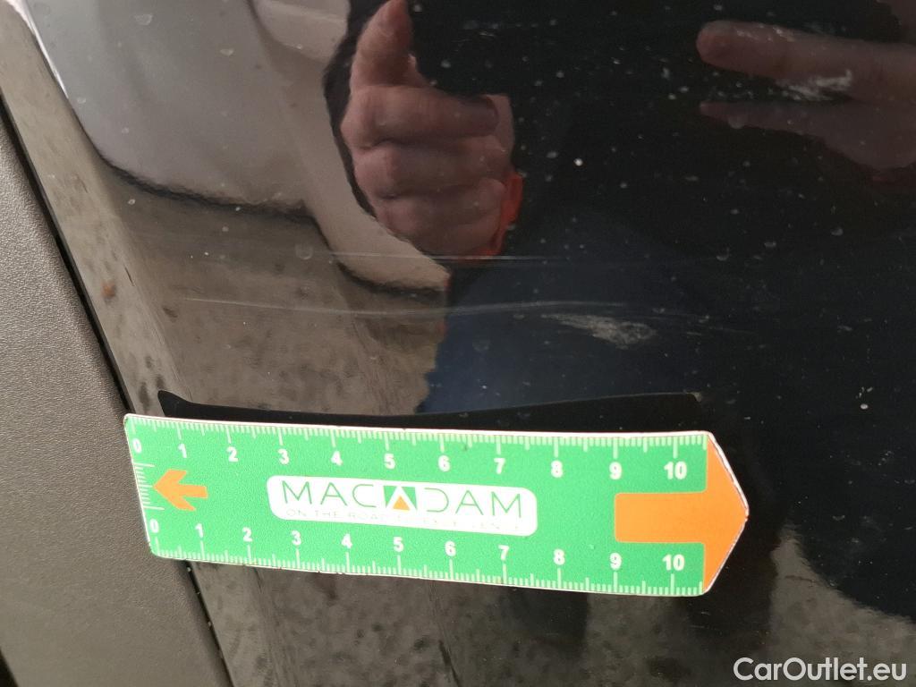  Hyundai  Tucson  Business Mild-Hybrid 2WD 1.6 CRDI 135CV BVA7 E6d #3