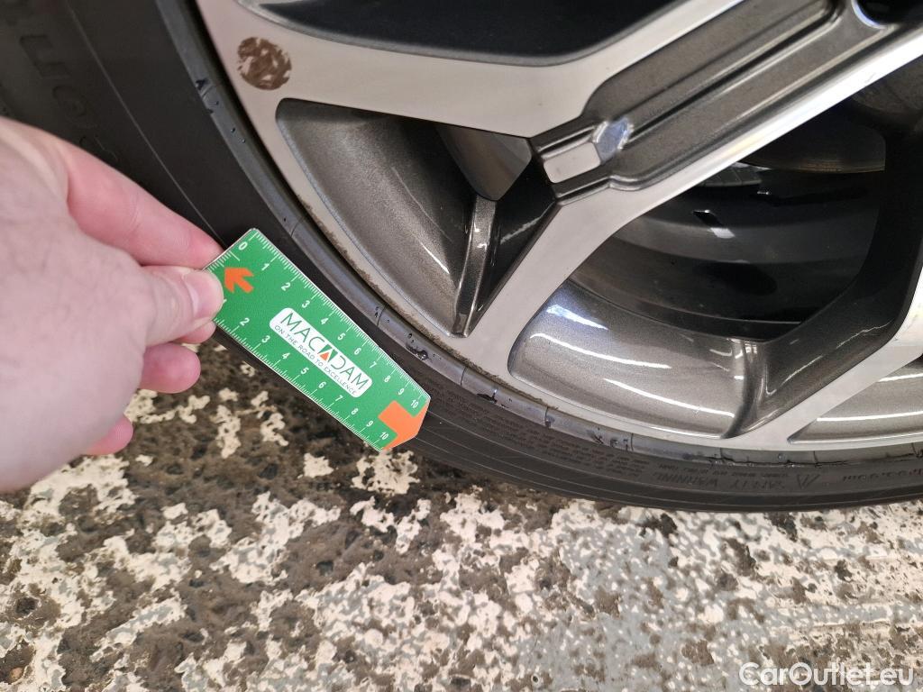  KIA  XCeed KIA  / 2019 / 5P / Crossover 1.6 GDI ISG ISG PHEV DESIGN DCT6 #6