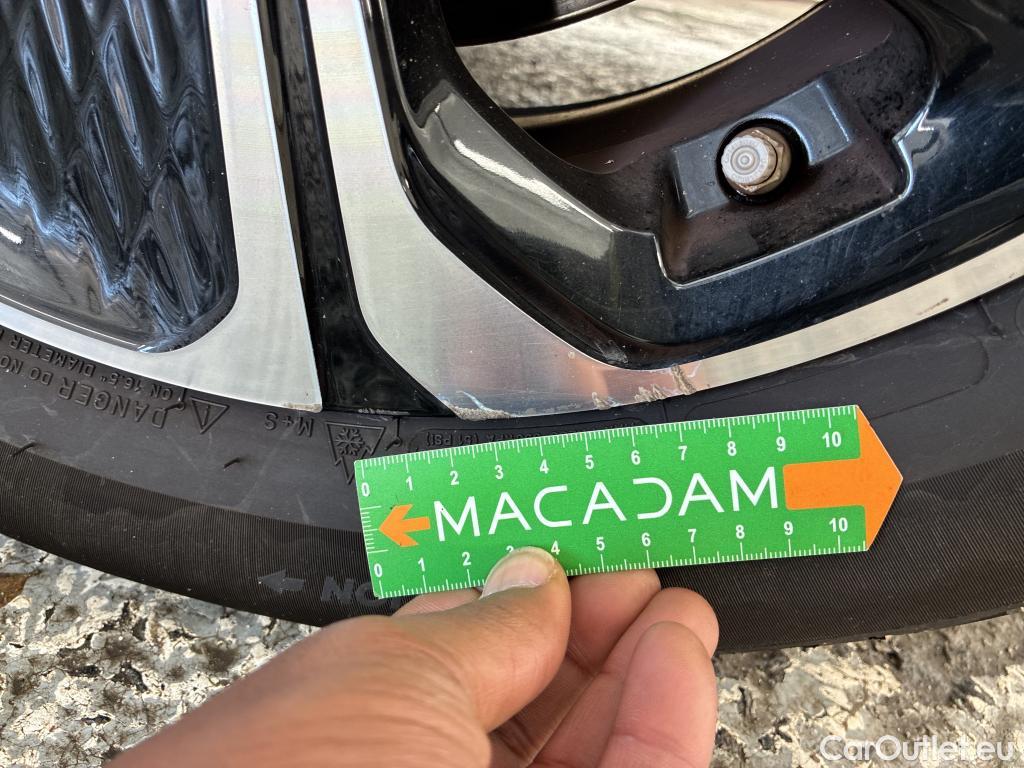  KIA  XCeed KIA  / 2019 / 5P / Crossover 1.6 GDI ISG ISG PHEV ACTIVE BUS DCT6 #5