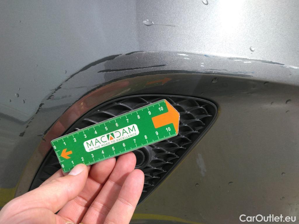  Mercedes  A-Klasse MERCEDES-BENZ Classe A Berline / 2018 / 4P / Berline A 250 e Business Line 8G-DCT #23