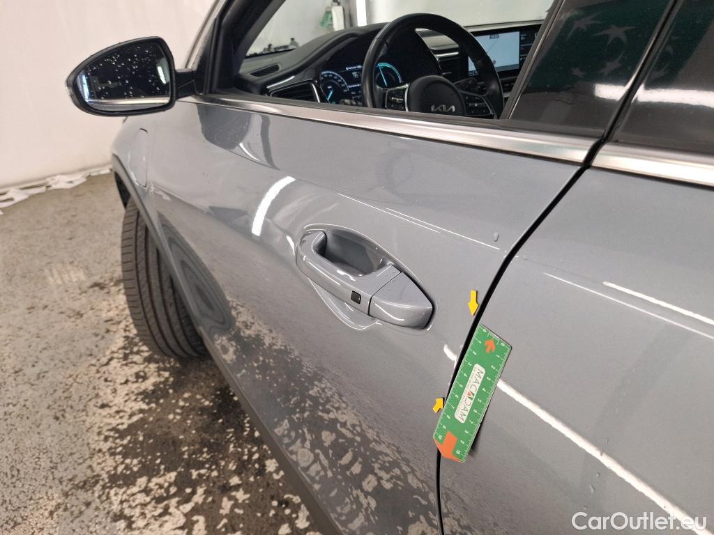  KIA  XCeed KIA  / 2019 / 5P / Crossover 1.6 GDI ISG ISG PHEV DESIGN DCT6 #1