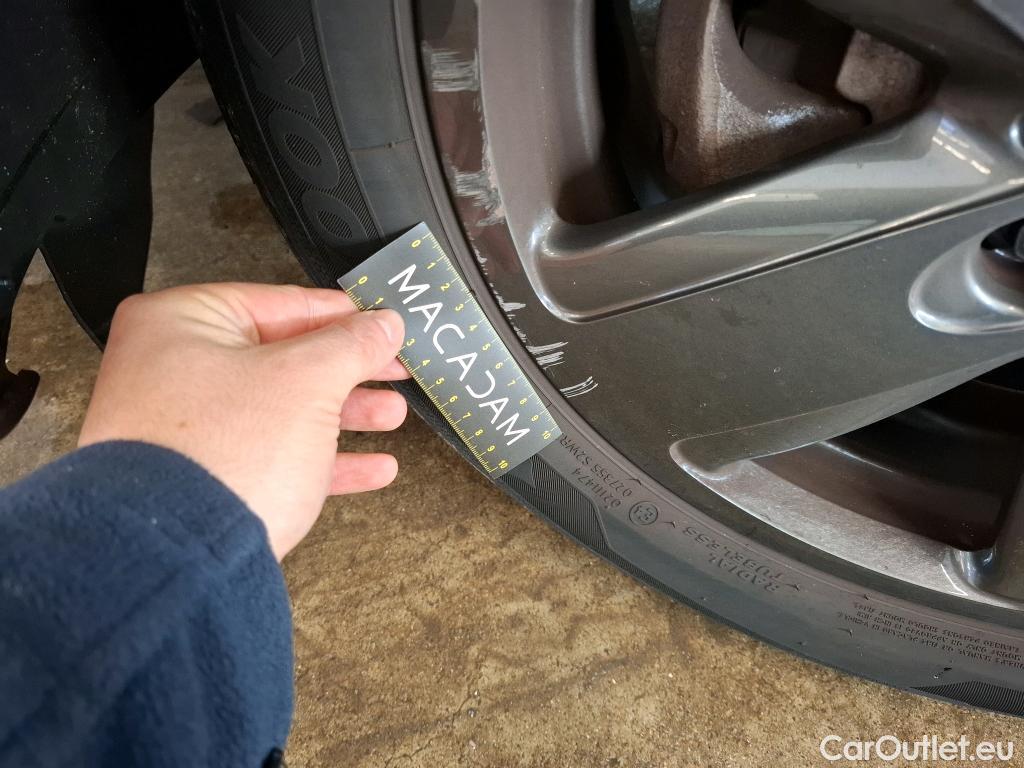  Mini  Mini   / 2021 / 3P / Berline Cooper SE Finition Essential 184 ch BVA #33