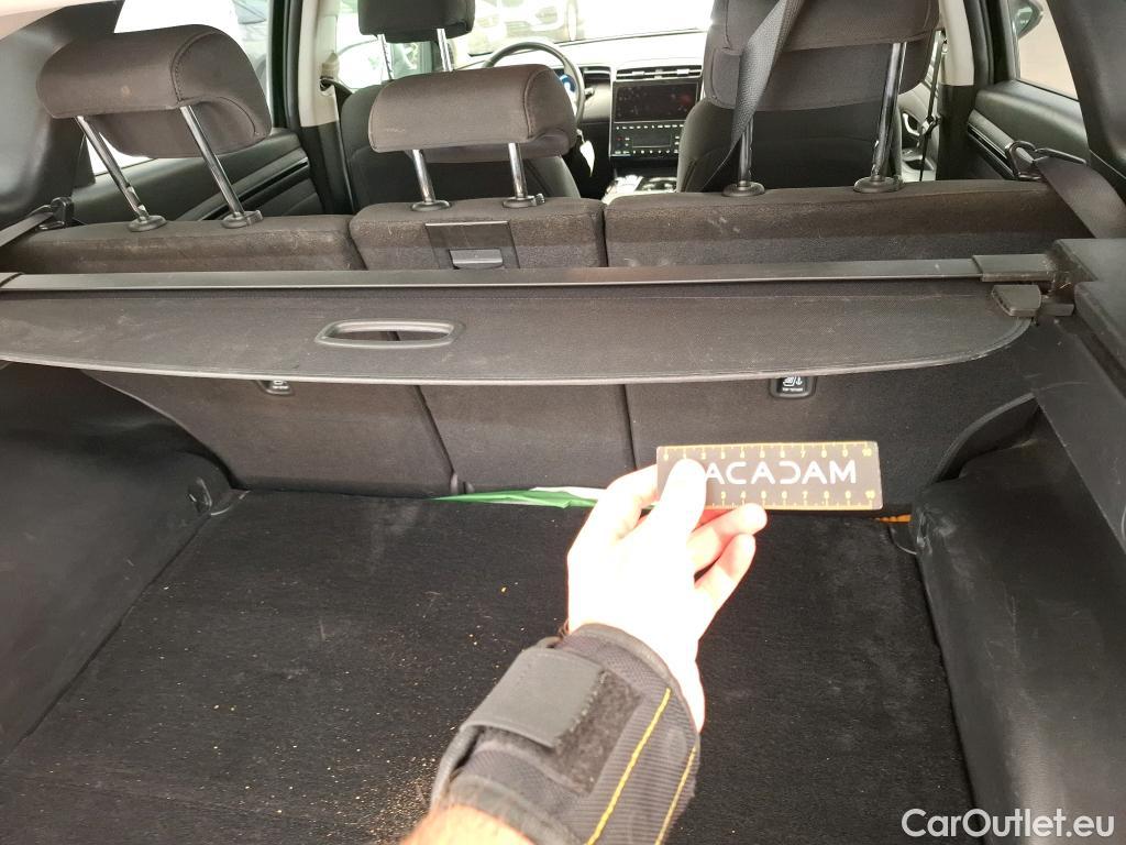  Hyundai  Tucson HYUNDAI  / 2020 / 5P / SUV 1.6 HYBRID 230 BUSINESS #19